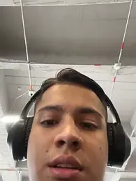 OliverTabordaa webcam model stream image