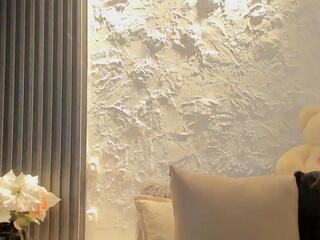 Joselin Rouse webcam flirt4free model stream image