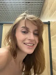 -AngelAri- webcam model stream image