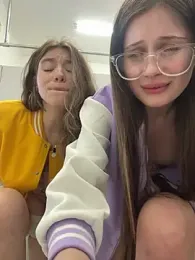 mmelicious webcam model stream image