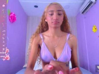 charlotte_love10 webcam model stream image