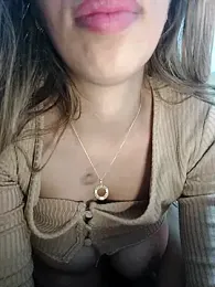 Sara-Arabica webcam model stream image