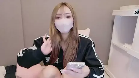 _chanMOMO_ webcam stripchat model stream image