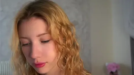 SunnivaCovil webcam stripchat model stream image