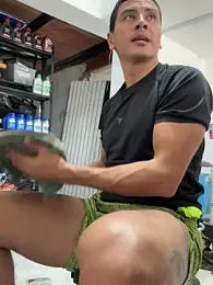 Paul22cm- webcam model stream image