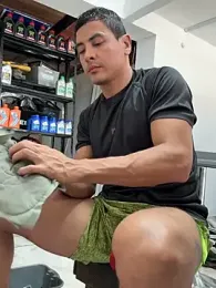 Paul22cm- webcam model stream image