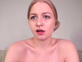 MiaMeowa webcam model stream image