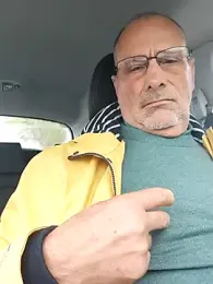 lui8181 webcam model stream image