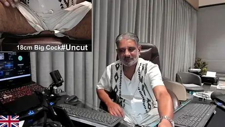 OnlineBossUK webcam model stream image