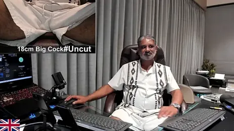 OnlineBossUK webcam model stream image