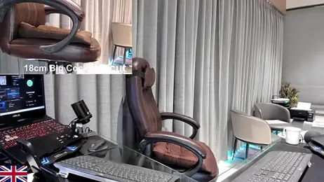 OnlineBossUK webcam model stream image