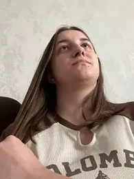 Strawberryyyyik webcam model stream image