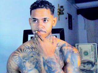 Jared Kushh webcam model stream image