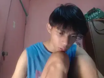 Kyoshi_19 webcam model stream image