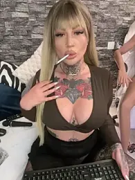 krysstal003 webcam model stream image