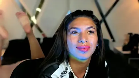 MeelFox webcam model stream image