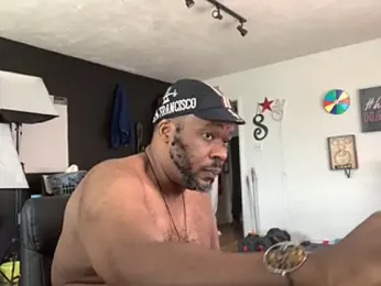 bigshh8 webcam model stream image