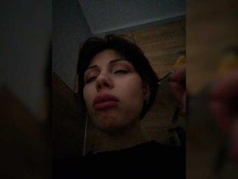 Tinablackkk webcam bongacams model stream image