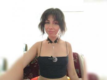 Tinablackkk webcam bongacams model stream image