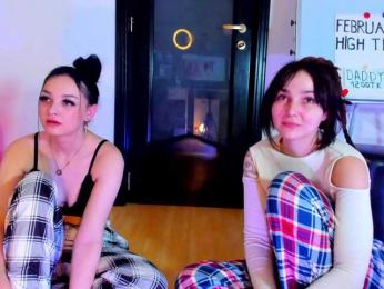 Moona-One webcam bongacams model stream image