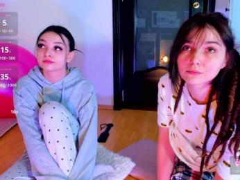 Moona-One webcam bongacams model stream image