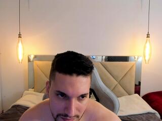 Ryan Ward webcam model stream image