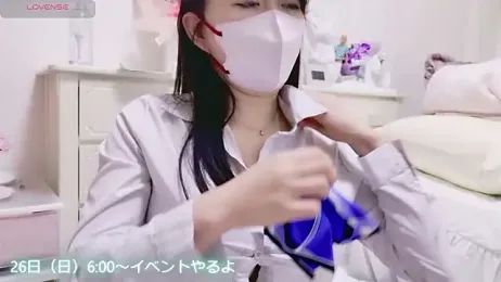 maii- webcam model stream image