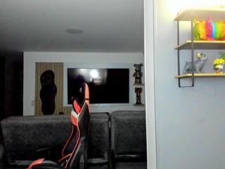 Uxio X webcam flirt4free model stream image