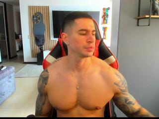 Uxio X webcam flirt4free model stream image