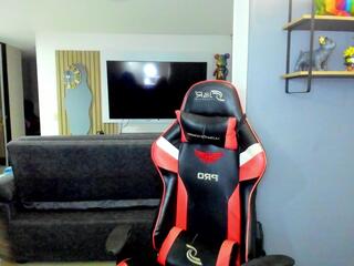 Uxio X webcam model stream image