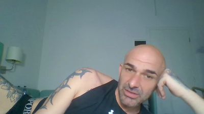 ilciuciu20 webcam cam4 model stream image