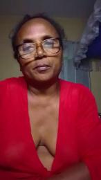 momsexy_xxx webcam cam4 model stream image