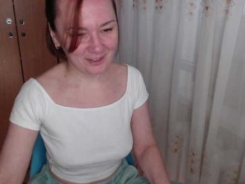 Julia99 webcam model stream image