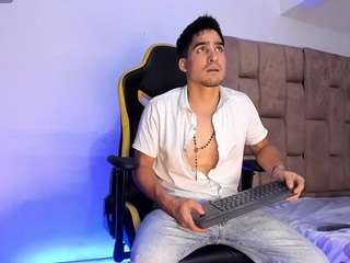 dylan-greyy webcam model stream image