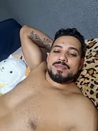 Ragnar121277 webcam model stream image