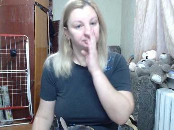 BustyBlondy webcam model stream image