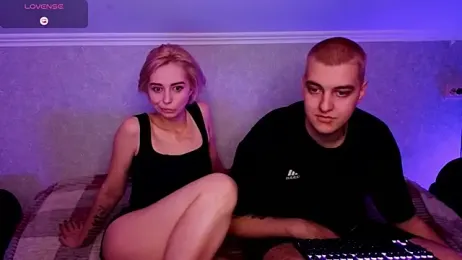 Blond_ice webcam model stream image