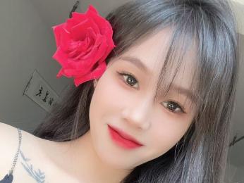 SylviaLsla webcam model stream image