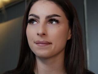 Emily Trix webcam model stream image