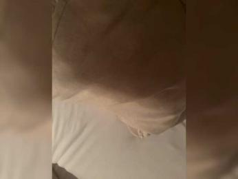 AdellCros webcam bongacams model stream image