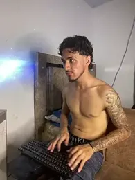 Kriss_Edwards webcam model stream image