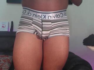 Yoxi Martinez webcam flirt4free model stream image