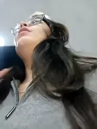 Vale_Saenzz webcam model stream image