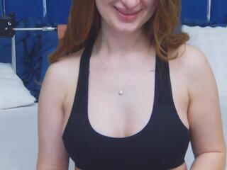 Adeline Rosse webcam flirt4free model stream image