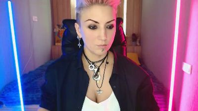 Sweet_n_Strong webcam model stream image