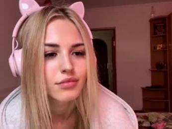 ozellagranville webcam model stream image