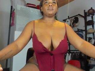 mareiabold webcam model stream image