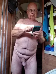 ak616263 webcam model stream image