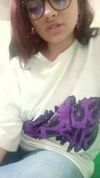 Cata_ webcam model stream image