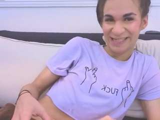 mia-thompson-1 webcam camsoda model stream image